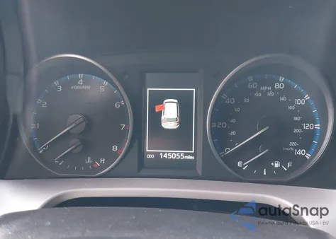 2017 Toyota Rav4 Xle z USA, uszkodzony, nr VIN 2T3WFREV3HW374983